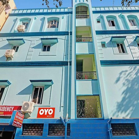 Hotel O Vasista Residency Hyderabad Esterno foto