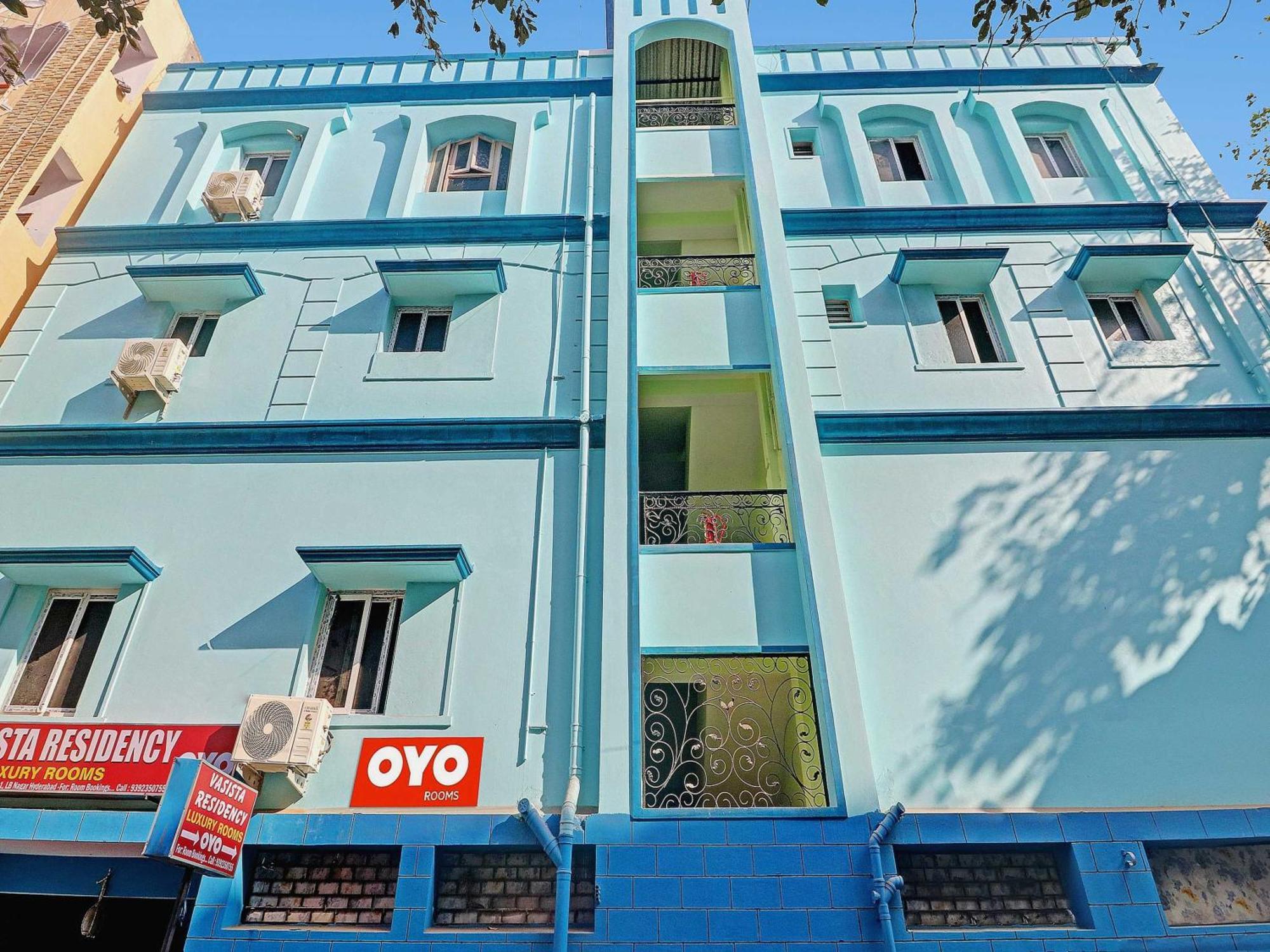 Hotel O Vasista Residency Hyderabad Esterno foto