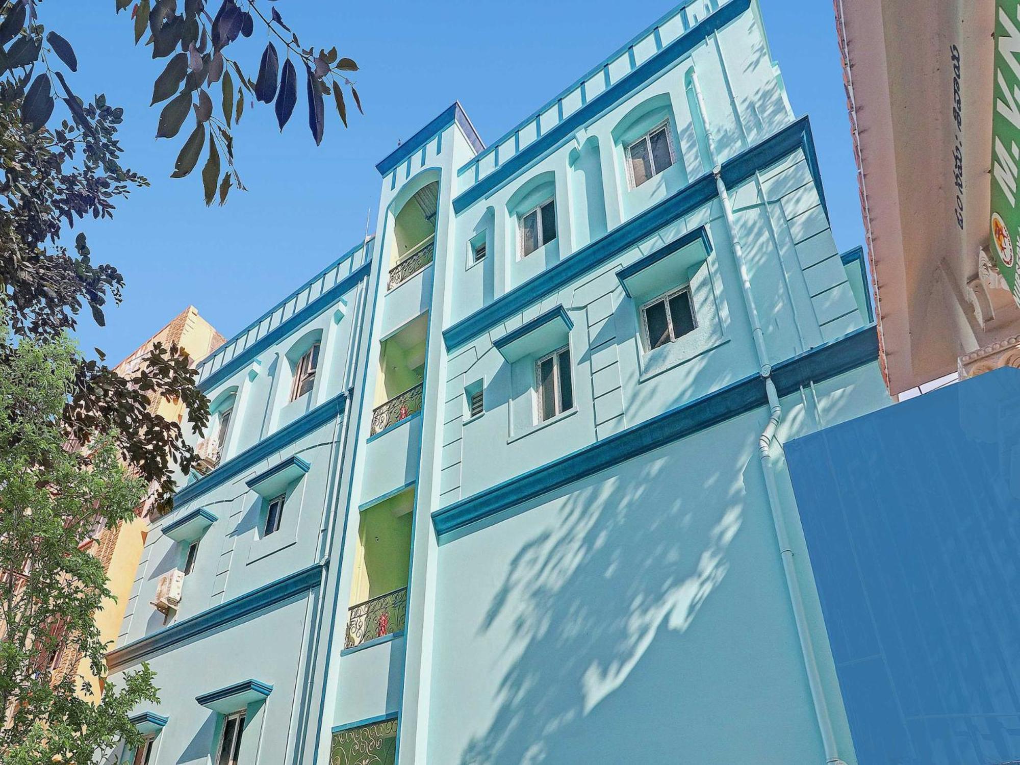 Hotel O Vasista Residency Hyderabad Esterno foto