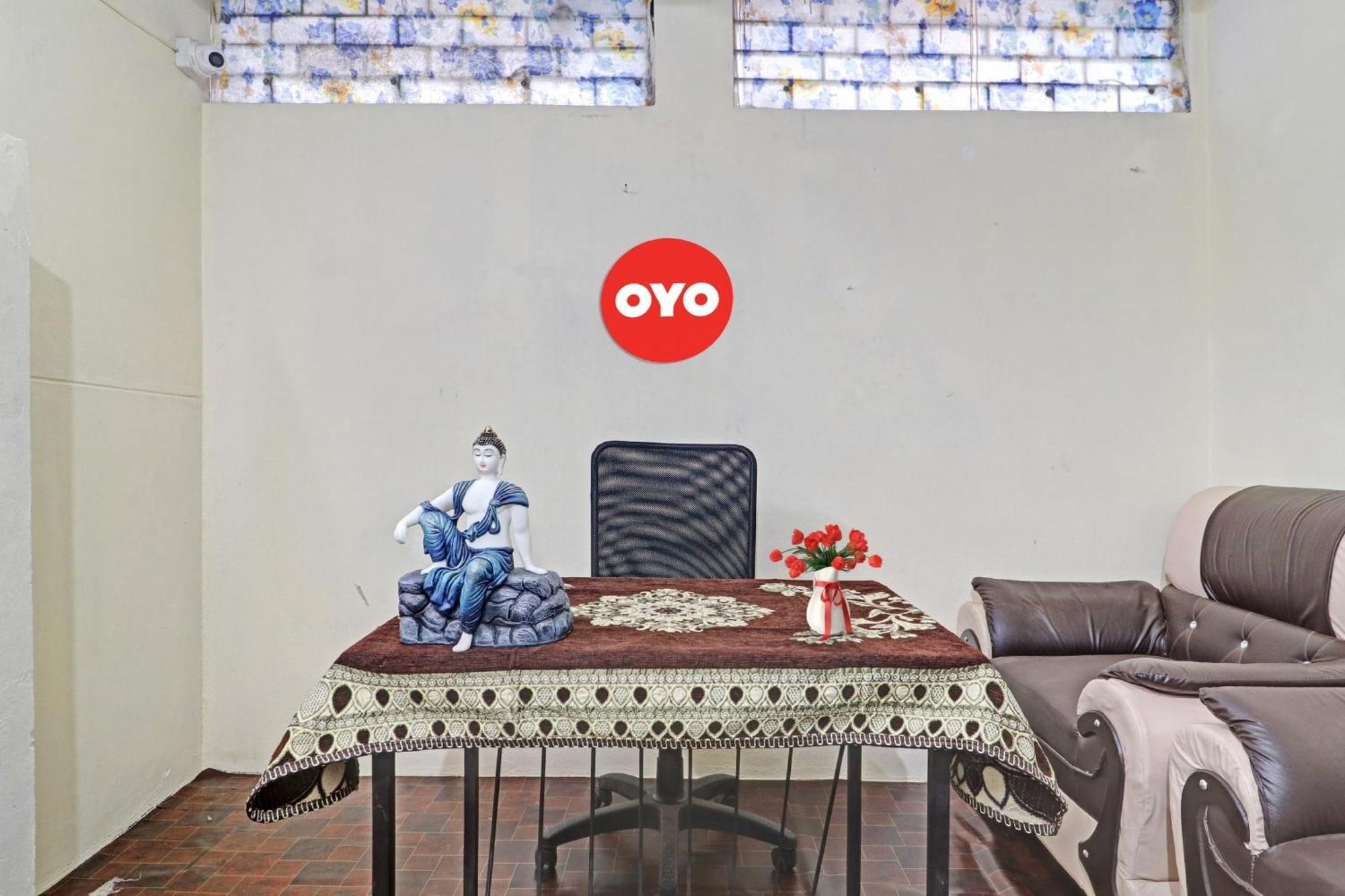 Hotel O Vasista Residency Hyderabad Esterno foto