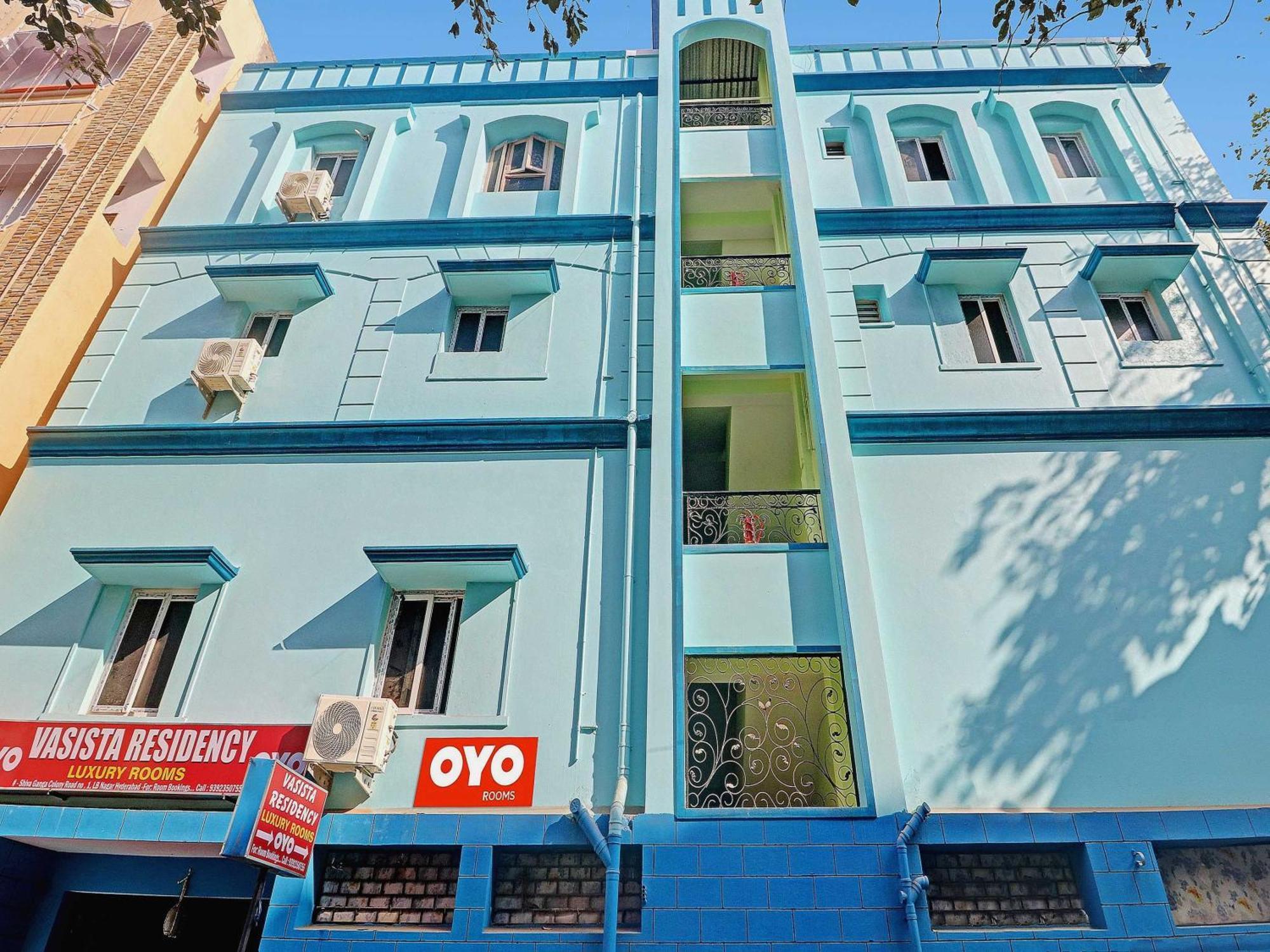 Hotel O Vasista Residency Hyderabad Esterno foto