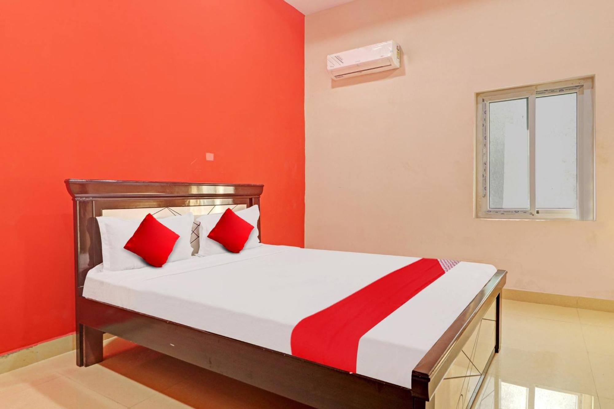 Hotel O Vasista Residency Hyderabad Esterno foto
